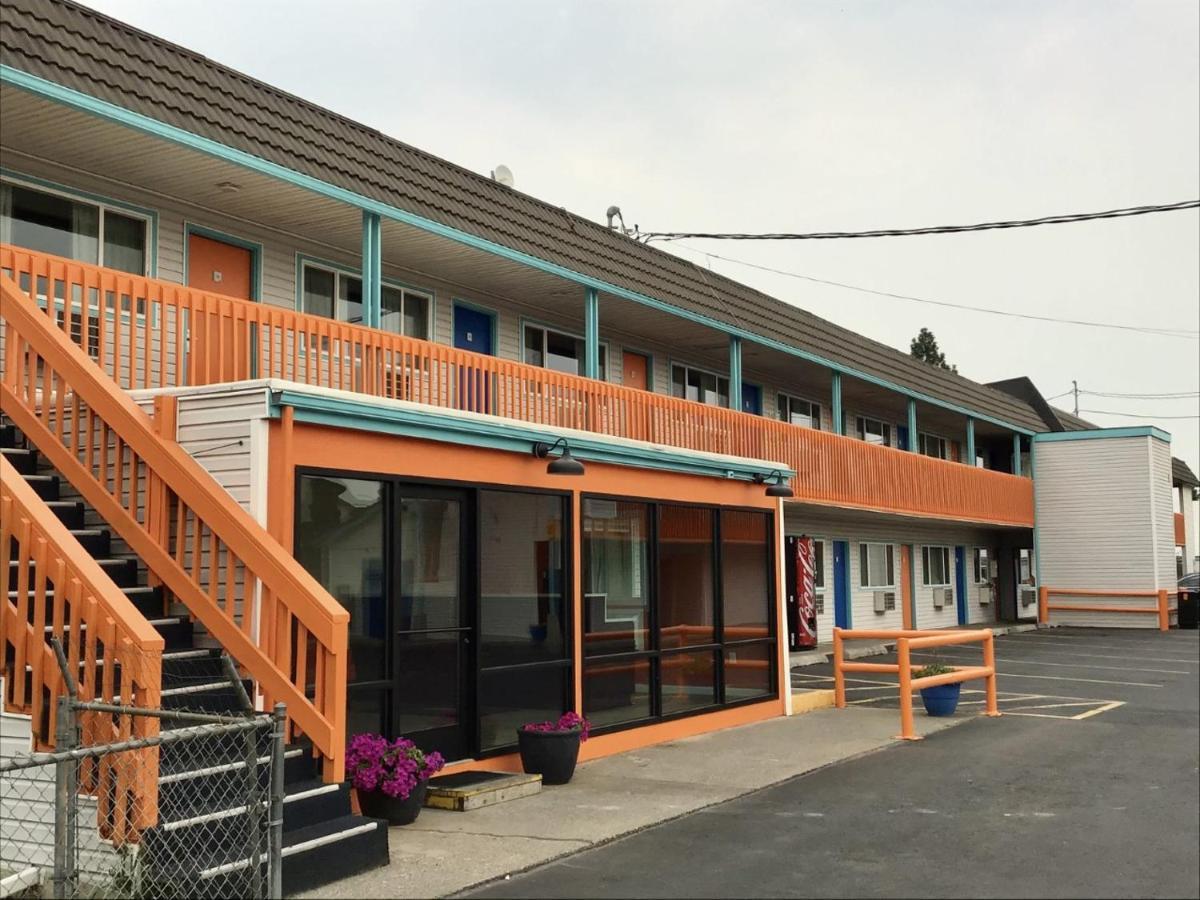 Howard Johnson By Wyndham Spokane Exterior photo